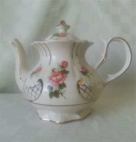 Vintage Price Kensington Porcelain Teapot Pink Roses Gold England