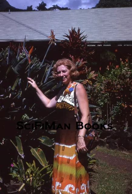 Vintage 35mm Slide Pretty Sexy Woman Redhead Flowers Purse House Fashion 1973 299 Picclick