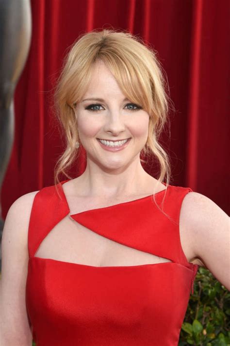 Melissa Rauch 2016 Sag Awards 01 Gotceleb