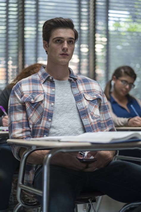 Jacob Elordi As Nate Jacobs See The Best Outfits On Euphoria Season 1