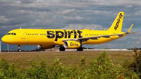 Unruly Passenger Disrupts Spirit Airlines Flight