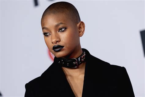 Willow Smith Swapped Her Shaved Head For A Chin Length Bob See Video