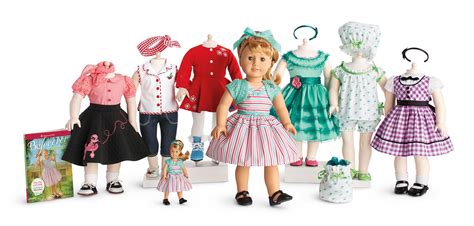 American Girl Maryellen Doll And 50s Fashion Collection
