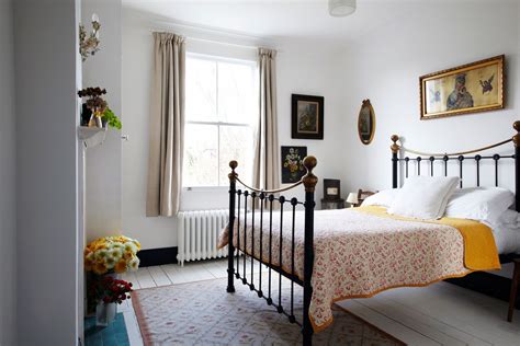 Be sure to shop by bed styles to narrow your search down to victorian styles bedroom sets for your master bedroom. Bedroom ideas | Victorian bedroom decor, Victorian ...