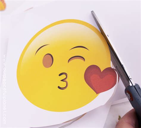 This emoji is often used to indicate thoughtless people underestimating meaning of some emojis can seem a puzzle sometimes. Free Emoji Fan Printables | Our Peaceful Planet