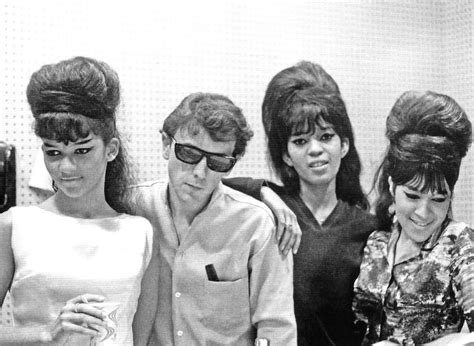 The Ronettes With Phil Spector 1963 The Ronettes Soul Music Wall Of