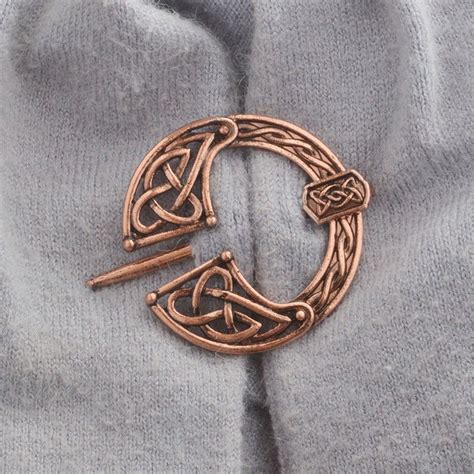Viking Penannular Brooch Bronze Pendant Cloak Cardigan New Free Pandp