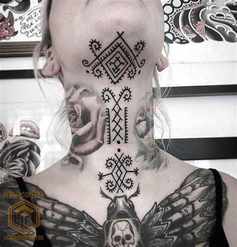 Beautiful Throat Piece Design From Demiiacopetta For Bookings