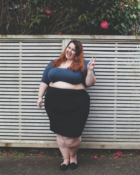 Behinderung Haufen Von Peave Fat Girls In Crop Tops Mich Selber Auflage Erziehen