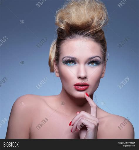 Young Attractive Woman Image And Photo Free Trial Bigstock