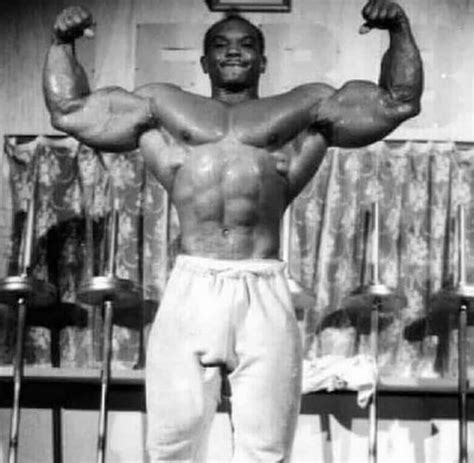 Sergio Oliva Complete Profile Height Weight Biography Fitness Volt