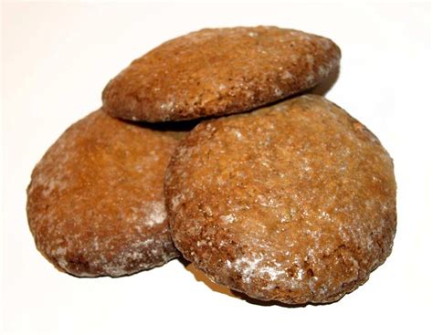 Hier gibt es das rezept bei zubereitung nürnberger lebkuchen. Elisenlebkuchen Rezept - Elisenlebkuchenrezept ohne Mehl ...