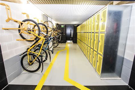 Space Saving Corporate Cycle Parking And Office Lockers For Riding To