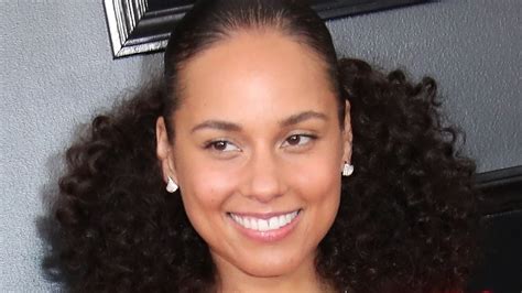 The Truth About Alicia Keys Skincare Routine