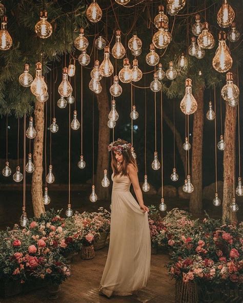 Top 20 Must See Night Wedding Photos With Lights Deer Pearl Flowers Iluminação De Casamento