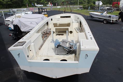 1986 Mako 21b 211 Center Console Project Boat For Sale