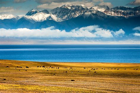 Sayram Lake Sayram Lake Xinjiang China Xinjiang Lake Earth Pictures