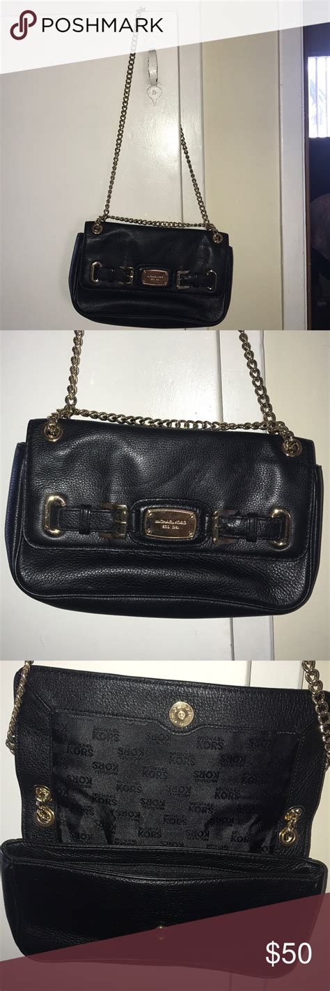 Maybe you would like to learn more about one of these? Michael Kors Crossbody All black crossbody, in great ...