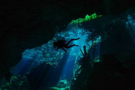 Explorers Discover Worlds Largest Underwater Cavern System In Mexico