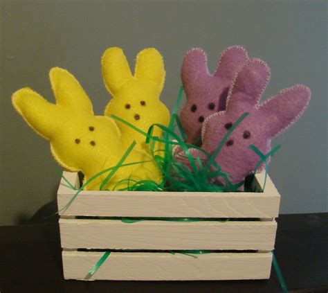 Peeps Great Easter Project And T Two Felt Squares 33 Ea Make 7