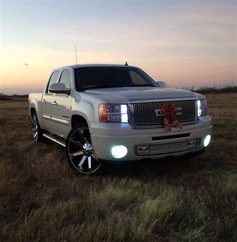 2009 Pearl White Slt Gmc Sierra On 26 Kmc Slide With A Denali Front