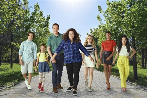 Why You Should Watch American Housewife