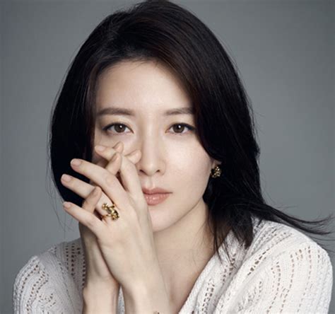 Lee Young Ae Profile - KPop Music