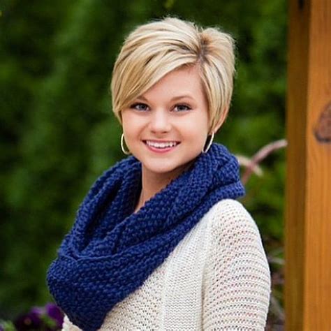 This basic haircut is a standout amongst the best short sway haircuts for round faces out there. 50 Cute Looks with Short Hairstyles for Round Faces