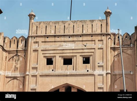 Alamgiri Gate In Lahore Fort Punjab Province Pakistan Stock Photo Alamy