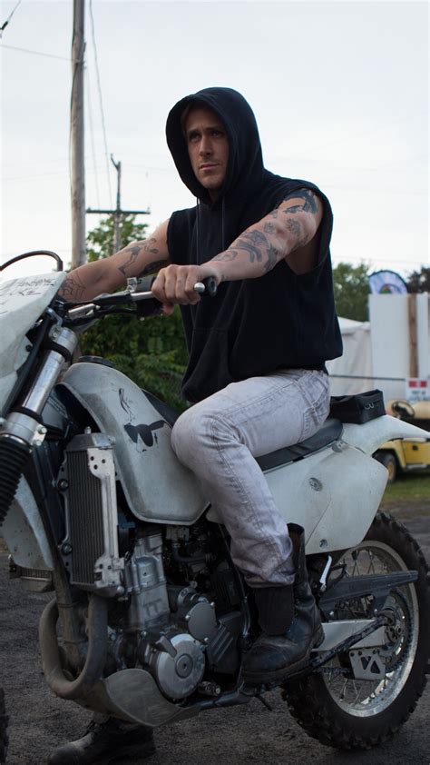The Place Beyond The Pines Motorcycle Bilder