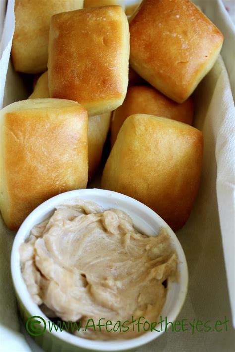 The Best Copycat Texas Road House Rolls With Cinnamon Honey Butter A