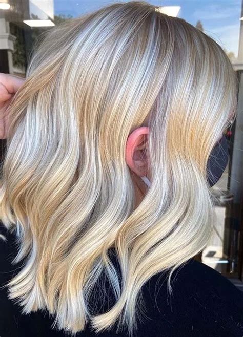 Perfect Cool Blonde Hair Color Shades For Women In 2020 Cool Blonde