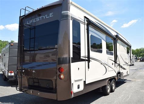 Lifestyle Rv The Minimalist Living Of The Rv Lifestyle Means You Really