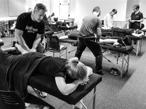 introductory massage course oxford school of sports massage
