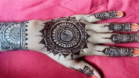 41 mehndi designs for eid to try this year | easy henna tattoos for girls. Gol Tikki Mehndi Designs For Back Hand Images - Easy ...