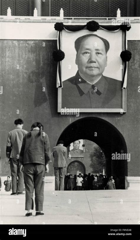 China In Mourning For Death Mao Hi Res Stock Photography And Images Alamy