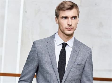 98% wool, 2% elastan measurements: Boss Hugo Boss uomo pre primavera-estate 2017, un'eleganza declinata in grigio - Fashionblog