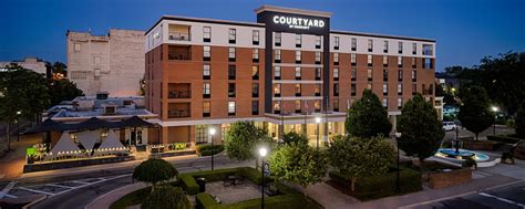 Springfield Ohio Hotel Reviews Courtyard Springfield Downtown