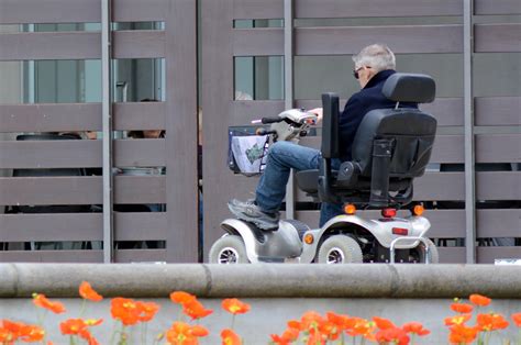 We carry trusted wheelchair and scooter lifts from bruno, that are designed to fit many of the top selling cars, trucks, and suvs on the road. The Right Vehicle Lift for your Wheelchair or Scooter ...