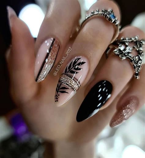Steal These 40 Elegant Black Nail Designs And Look Stunning In 2021