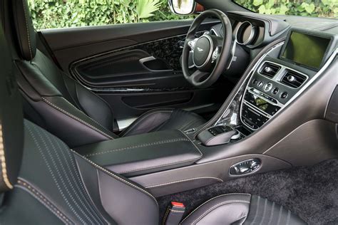 2017 Aston Martin Db11 Interior 02 1 Le Magazine Des Mécaniques D