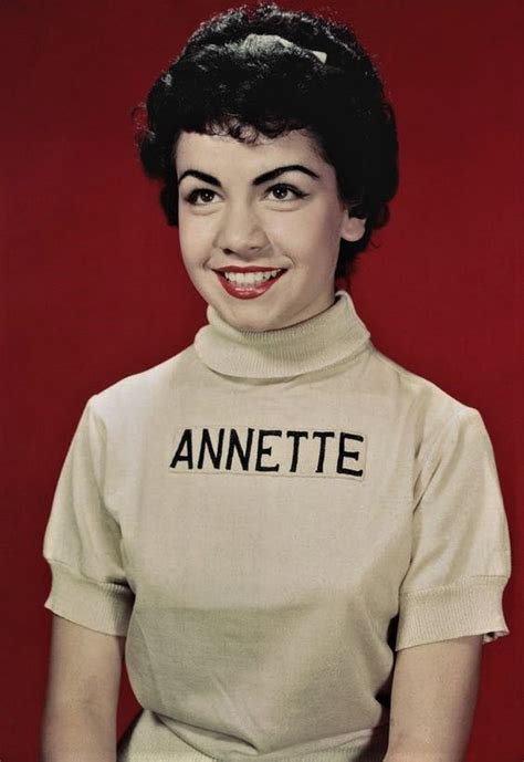 As A Mouseketeer In The 1950s Annette Qucikly Became Everyone S Favorite Mouseketeer Iconic