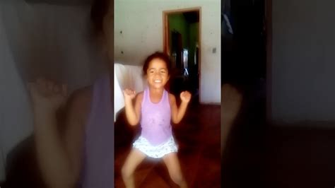 #meninas_dancando | 1.7k people have watched this. Menina dancando - YouTube