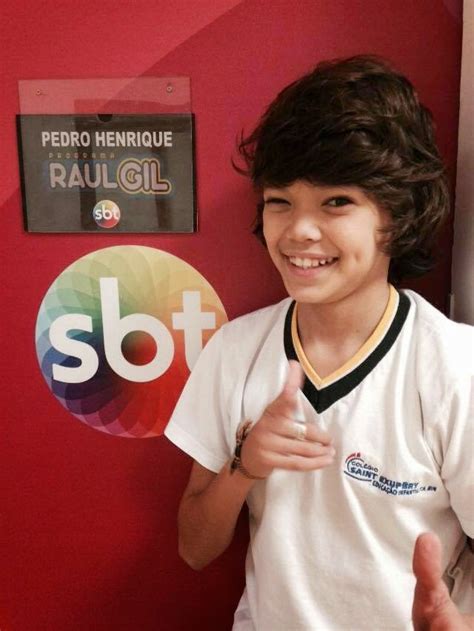 Brezilya'nın santa cruz do sul şehrinde 16 haziran 1990'da dünyaya gelen pedro henrique, futbola. Equipe Chiquititas: Pedro Henrique no Programa Raul Gil ...