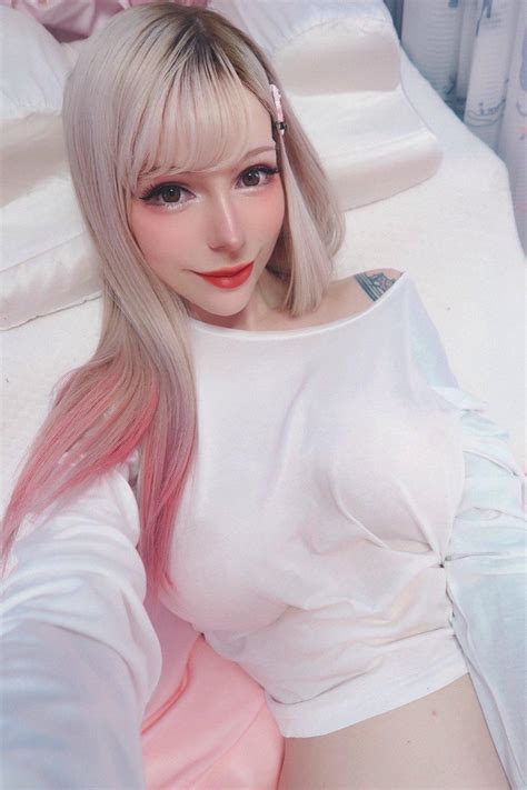 Katyuska Moonfox Katyuskamoonfox Nude Onlyfans Leaks 8 Photos