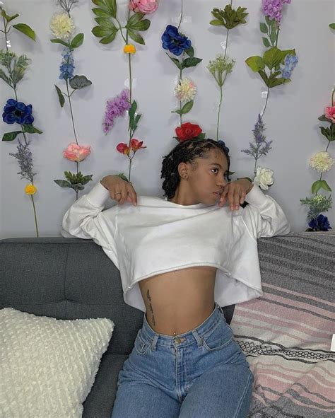 Bxaa On Instagram 🍃🌹 💐🌺🌼 In 2020 Instagram Black Girl Black Girl