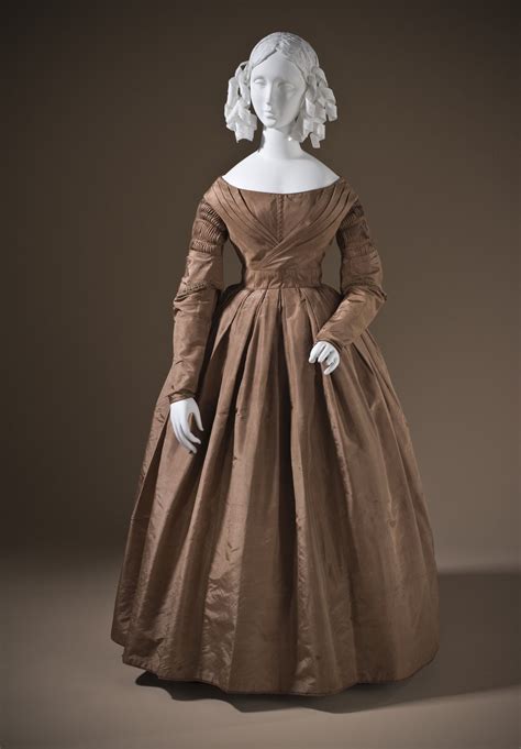 Dress Ca 1845 English Silk Taffeta Glazed Linen Plain Weave