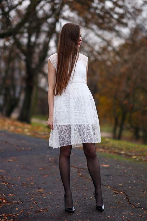 Help I Have Nothing To Wear Fashion Blog Lace White Dress