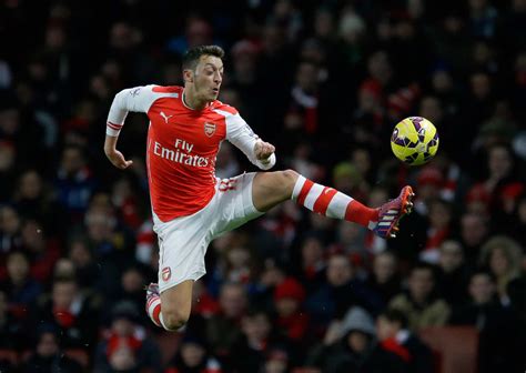 Mesut Ozil contract latest: Arsenal star seeks £180,000-a-week deal 