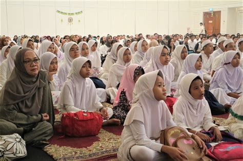 Pt dan yayasan akan mendapatkan tambahan berita negara yang telah diterbitkan direktur jenderal administrasi hukum umum melalui notaris yang akta pendirian pt yang telah disahkan menteri, dicatat dalam daftar perseroan dan diumumkan dalam tambahan berita negara republik indonesia. Buka bersama Mandiri Utama Finance dengan anak yatim
